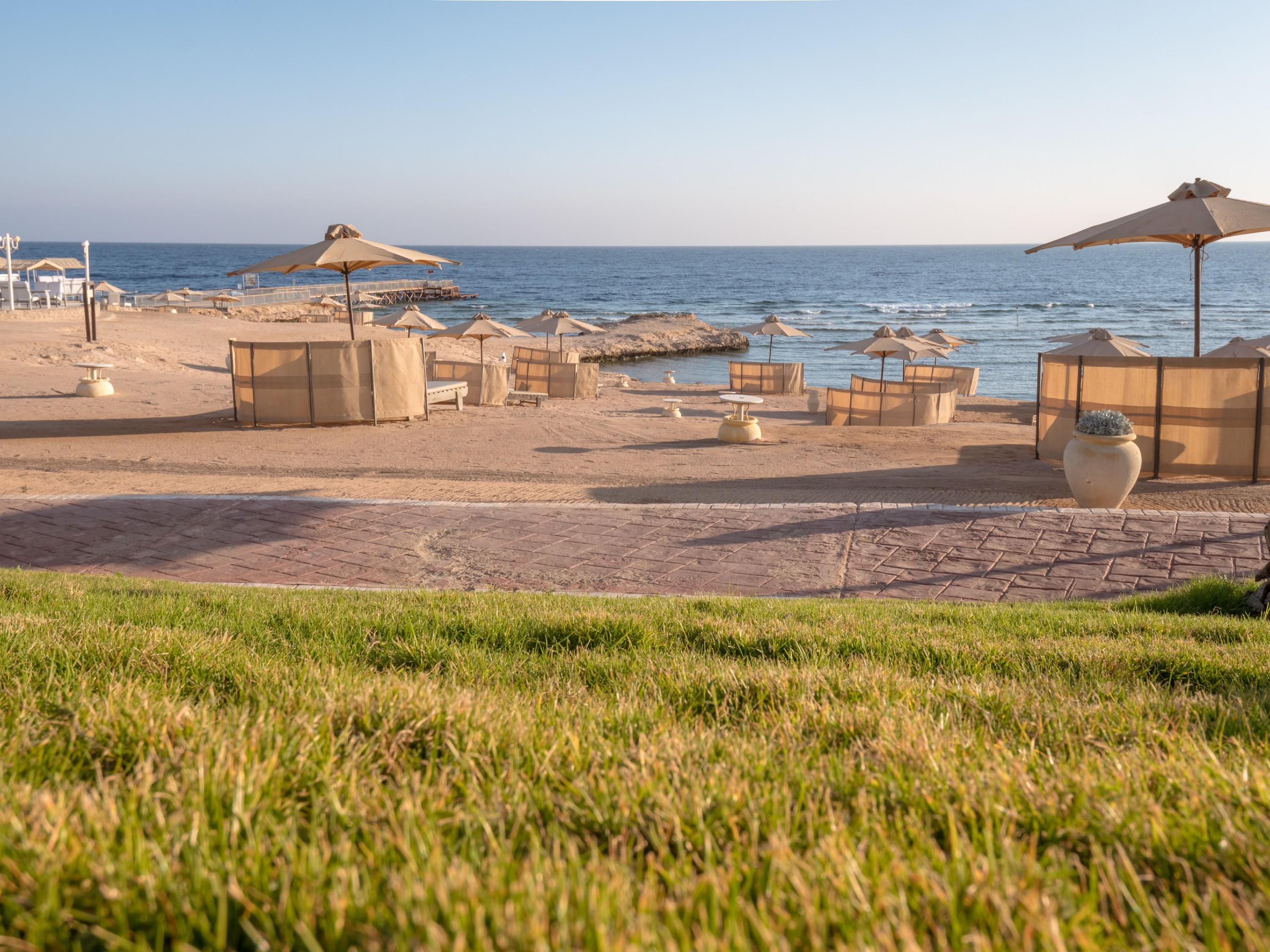 Serenity Alpha Beach - Ex Serenity Makadi Beach Exterior foto Beach in the resort