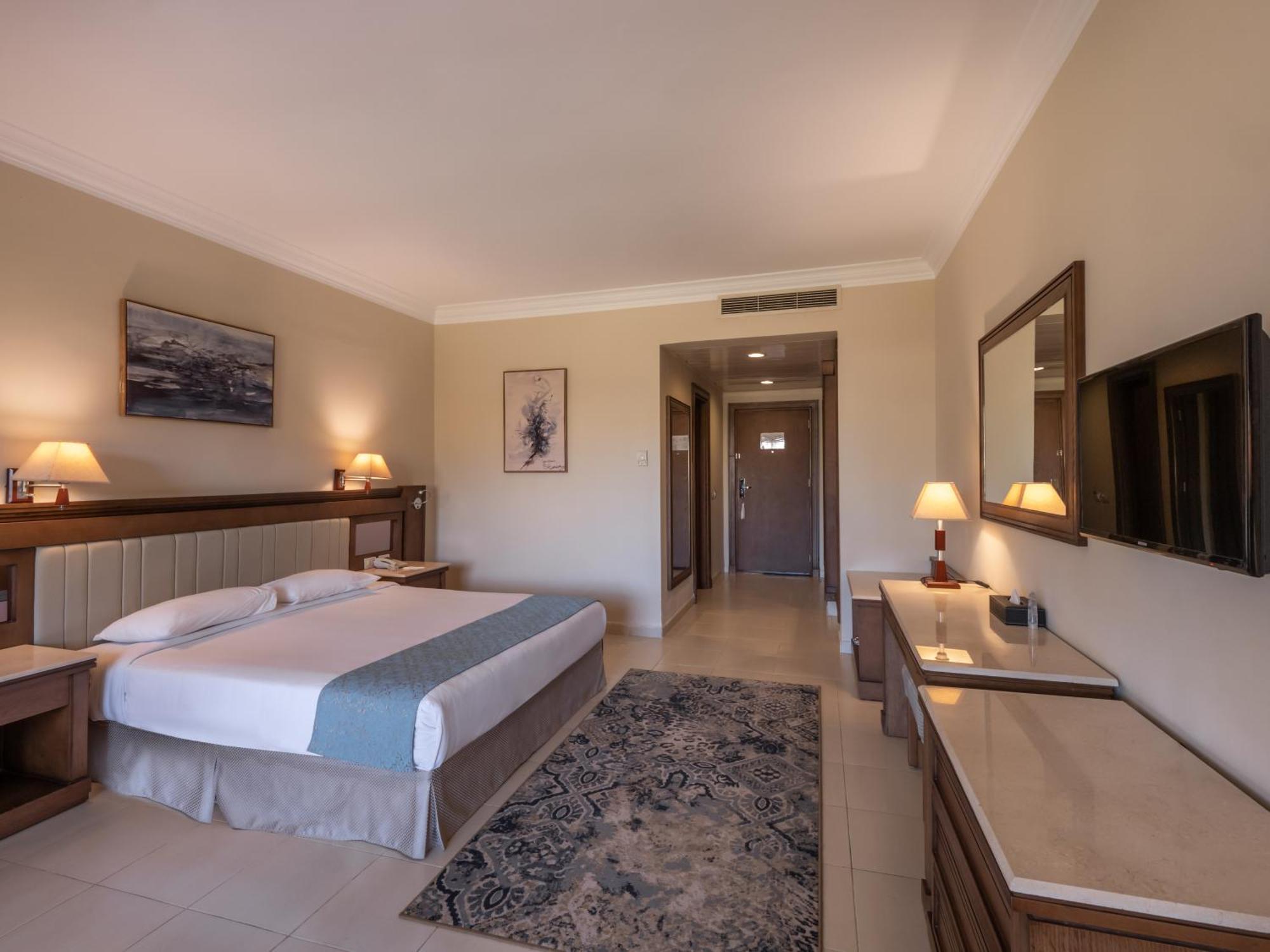 Serenity Alpha Beach - Ex Serenity Makadi Beach Habitación foto A room at the hotel